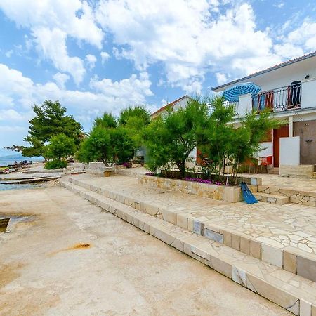 Apartments Marijana Трогир Екстериор снимка