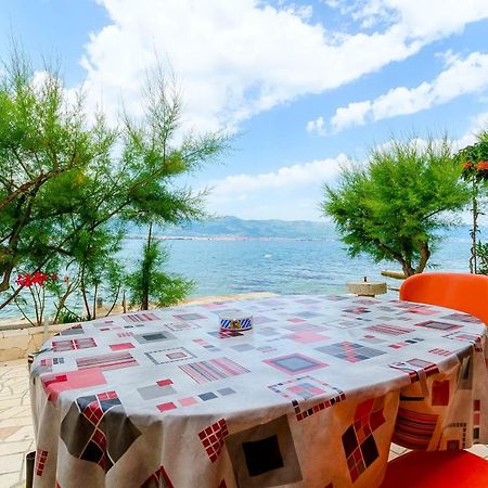 Apartments Marijana Трогир Екстериор снимка
