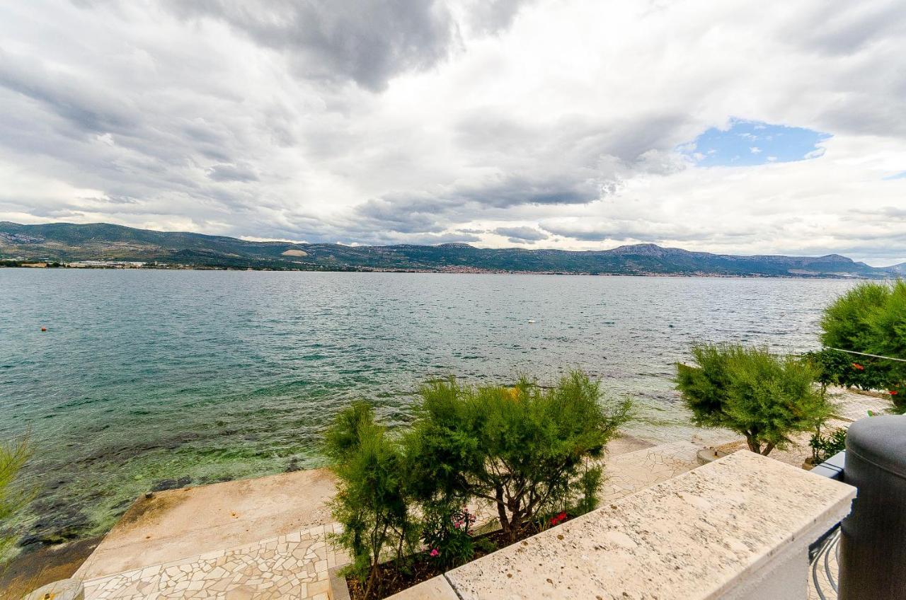 Apartments Marijana Трогир Екстериор снимка