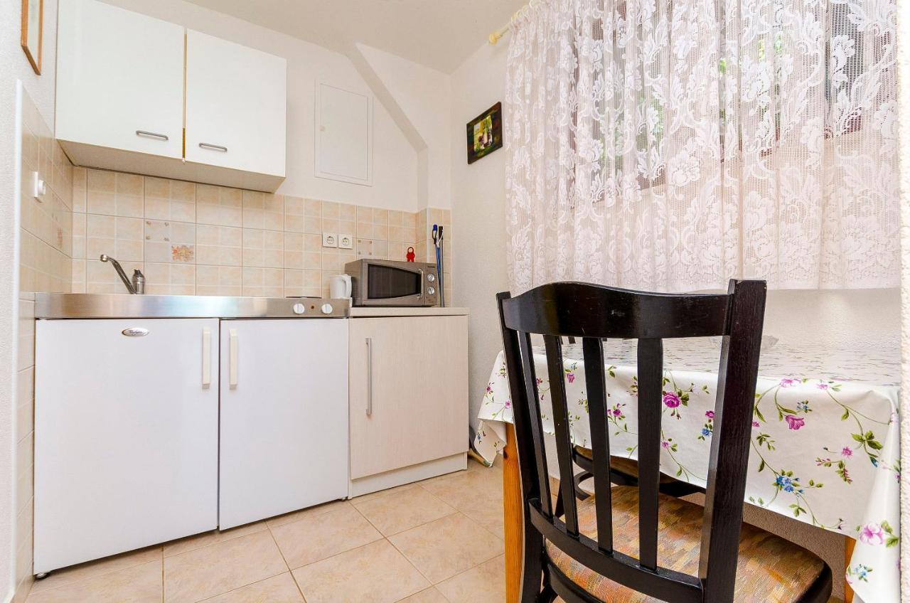 Apartments Marijana Трогир Екстериор снимка