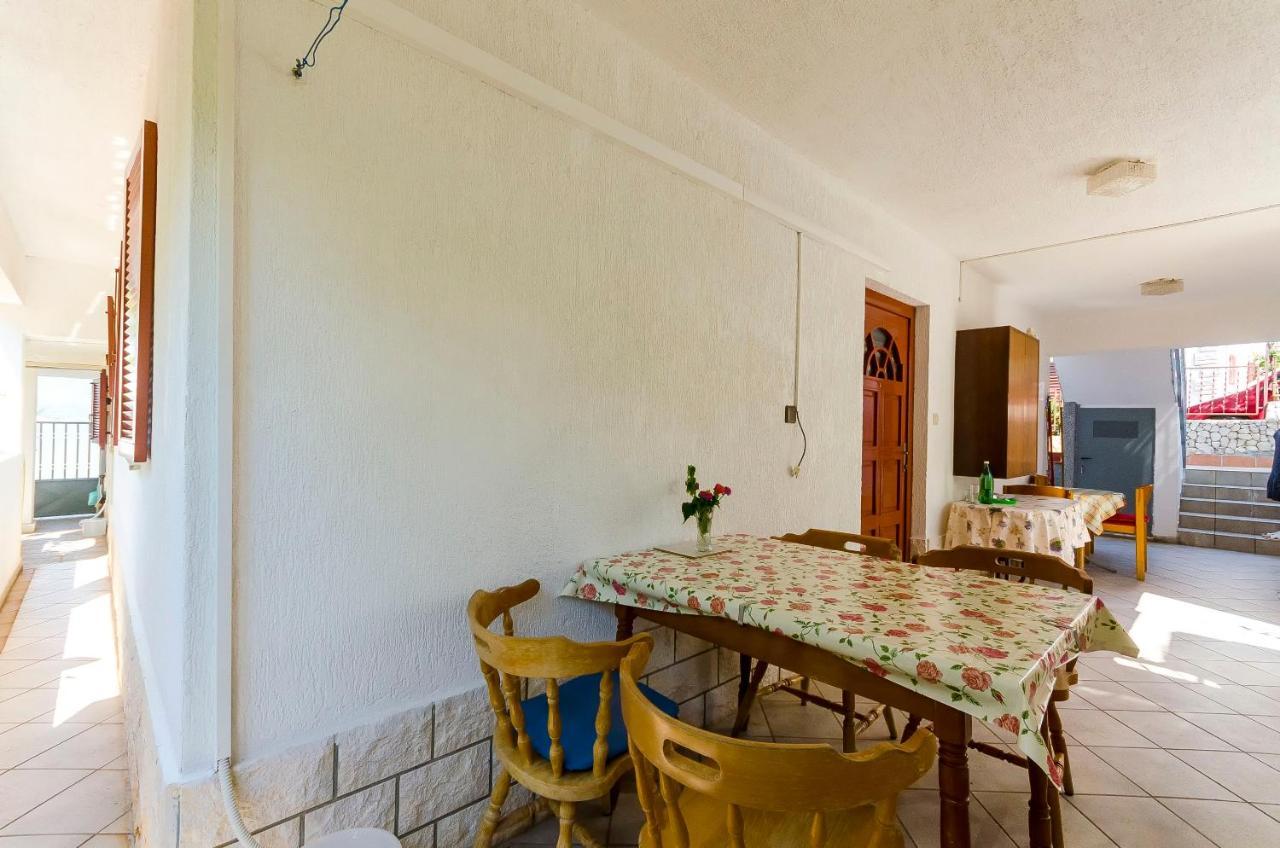 Apartments Marijana Трогир Екстериор снимка