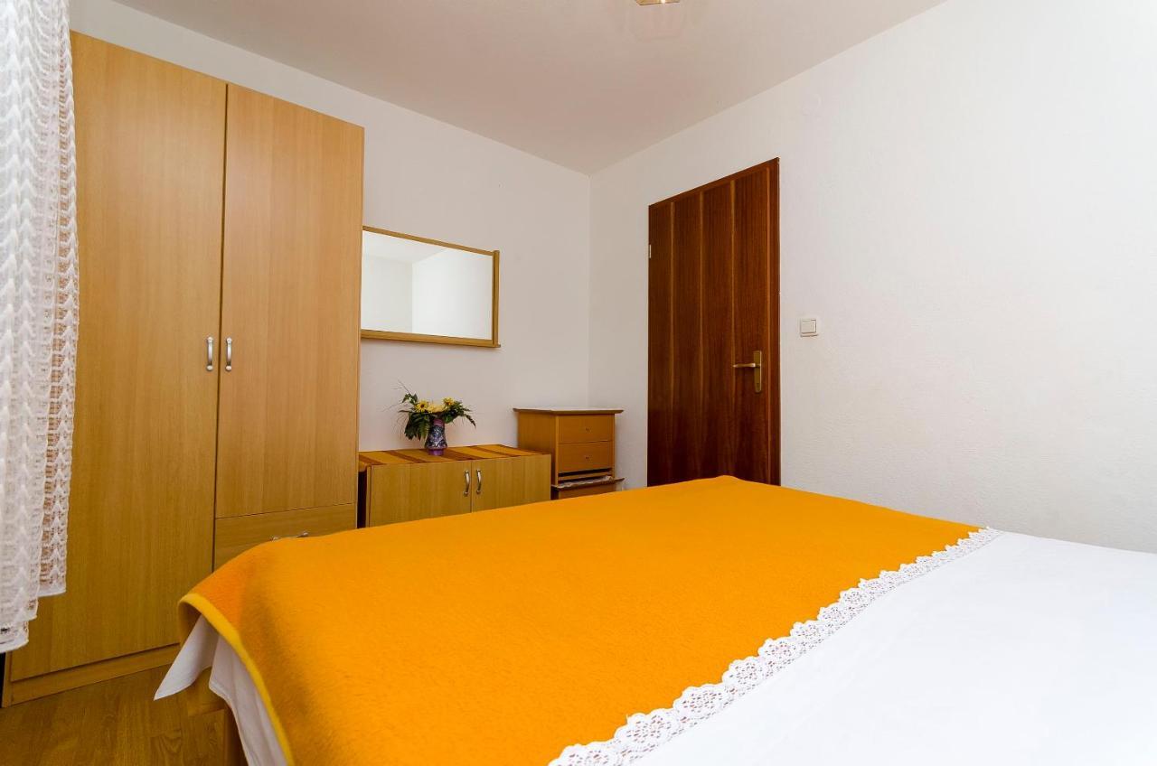 Apartments Marijana Трогир Екстериор снимка