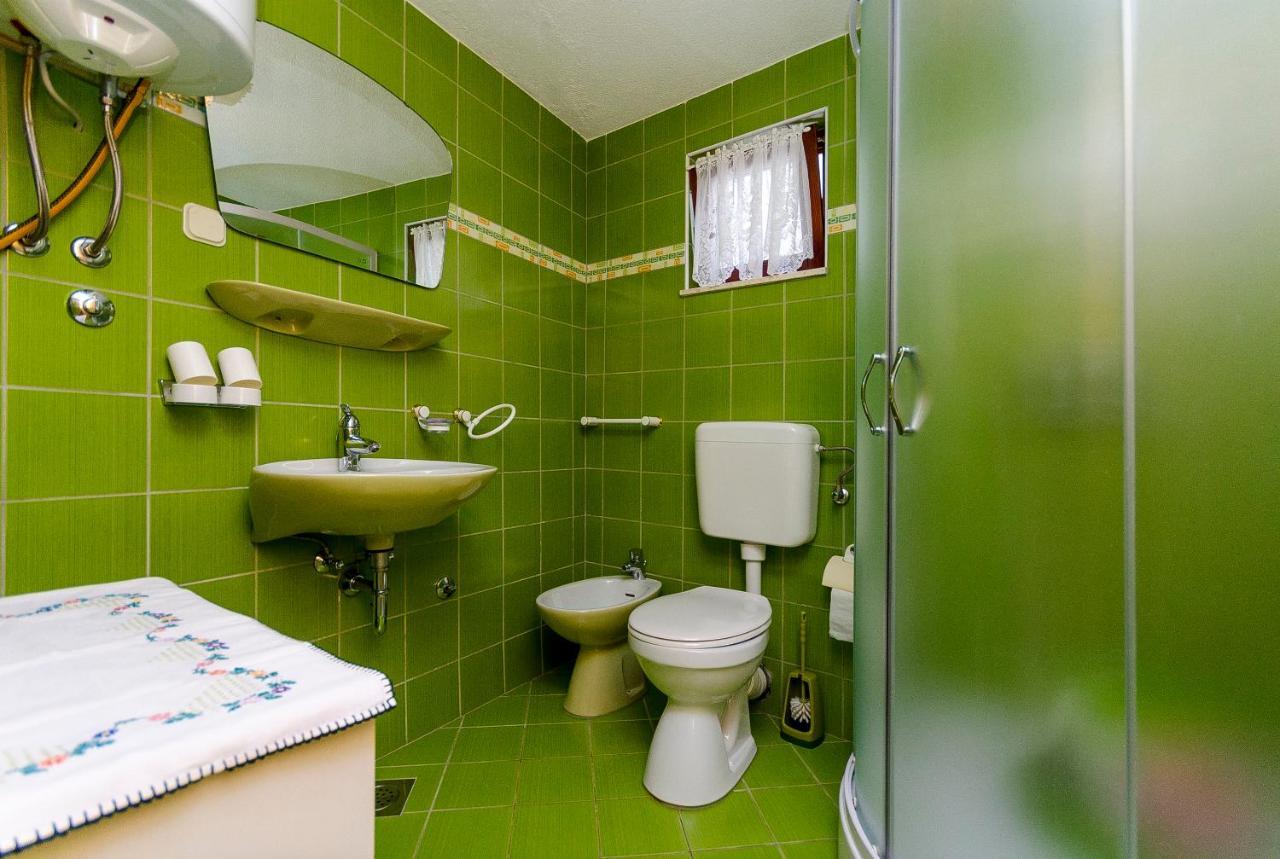 Apartments Marijana Трогир Екстериор снимка